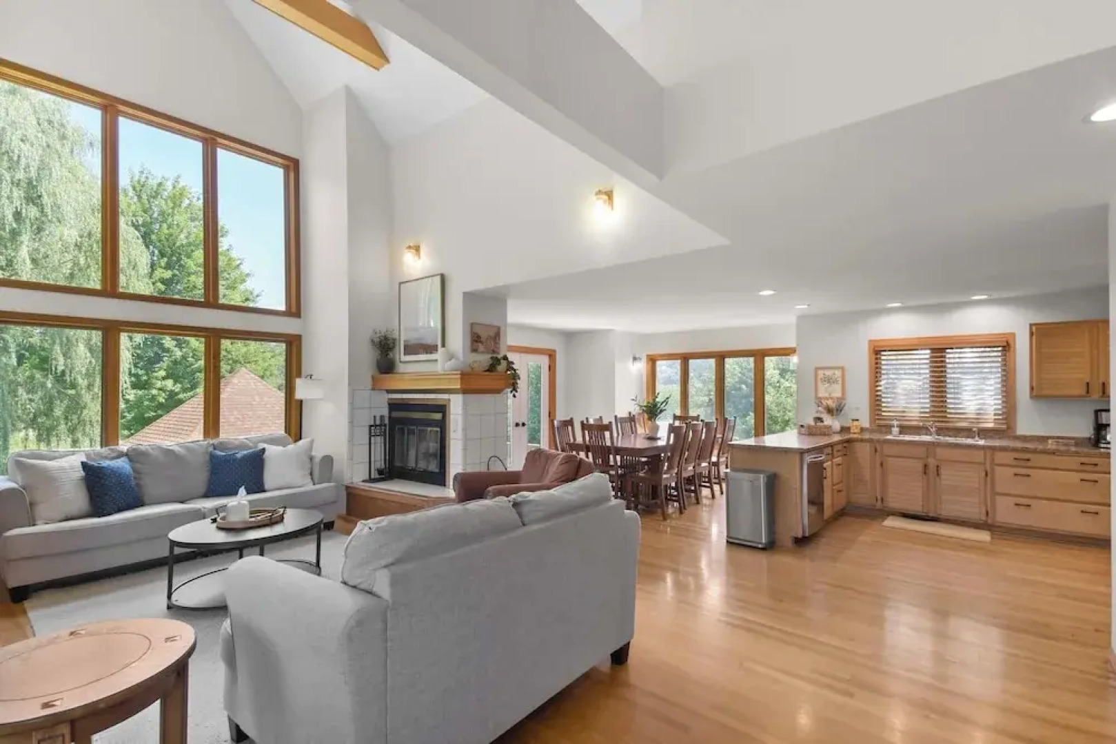 Private Hot Tub + Game Room: Galena Territory Home