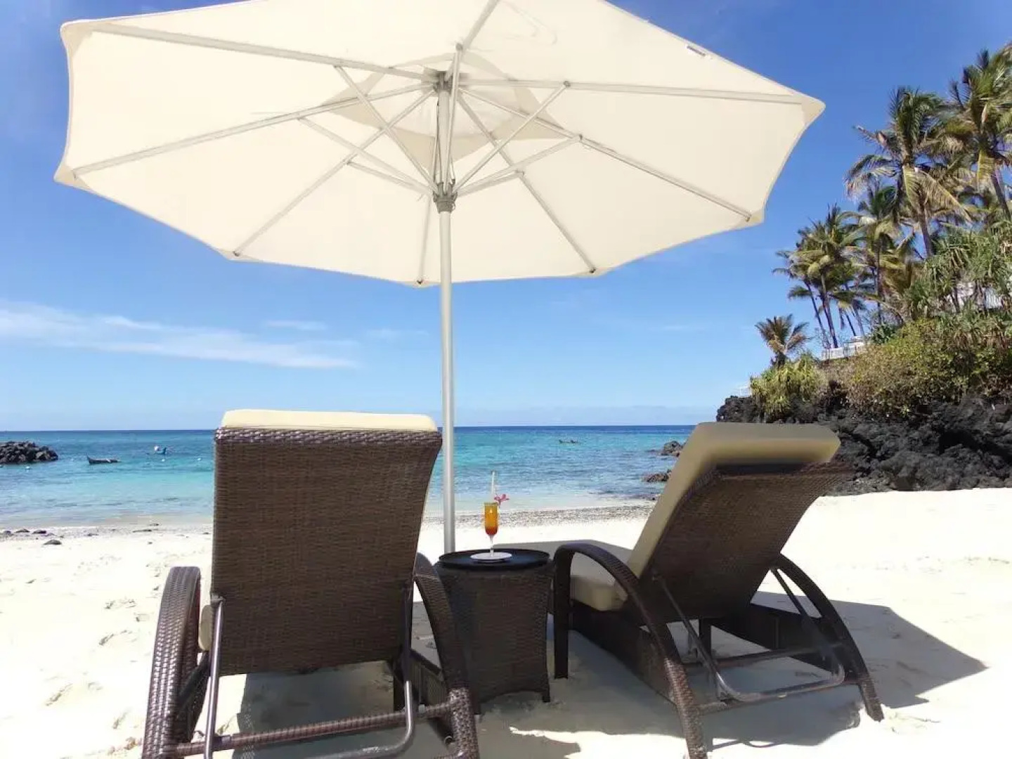 Cristal Itsandra Beach Hotel