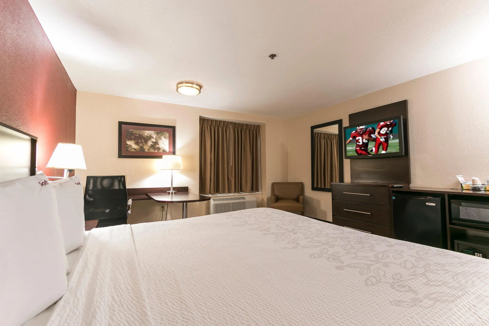 Red Roof Inn PLUS+ San Antonio Downtown - Riverwalk