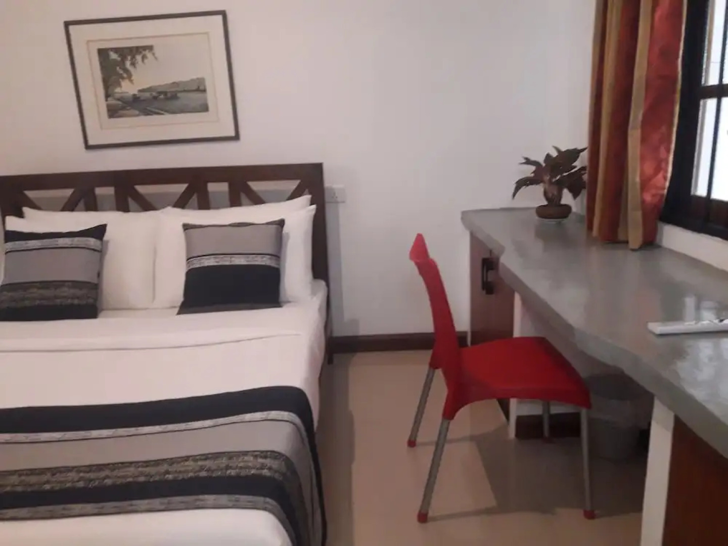 Pinnawala Backpack Residencies