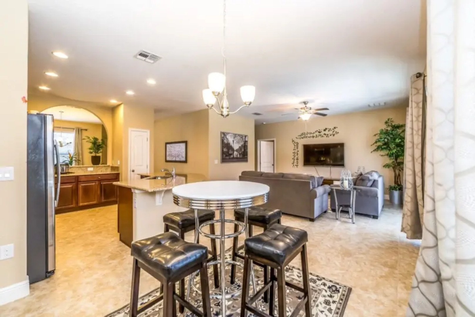 Solterra Resort 6 Bedroom 4 Bath Villa