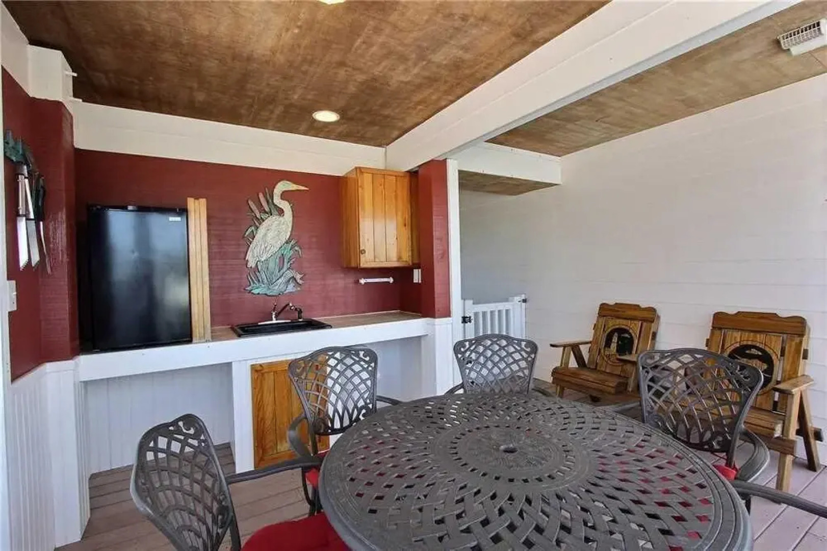 Surfs Inn #35 5 6 Br Home