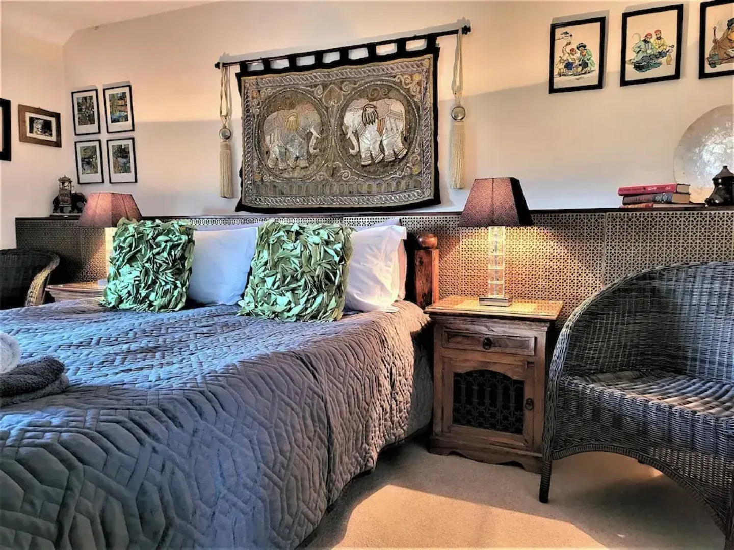 Escape the Ordinary - Dorset Village Vacation