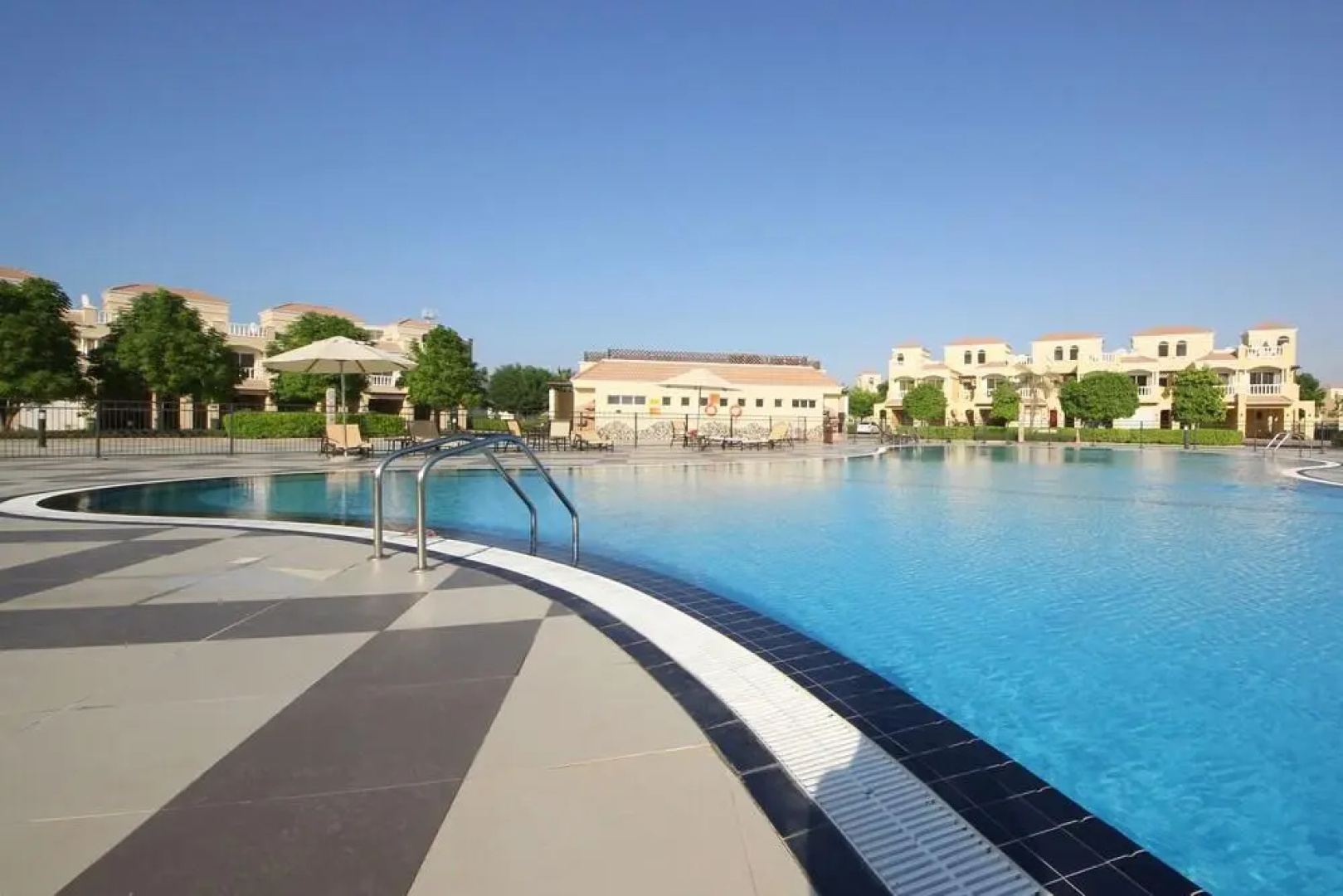 Villa Al-Hamra