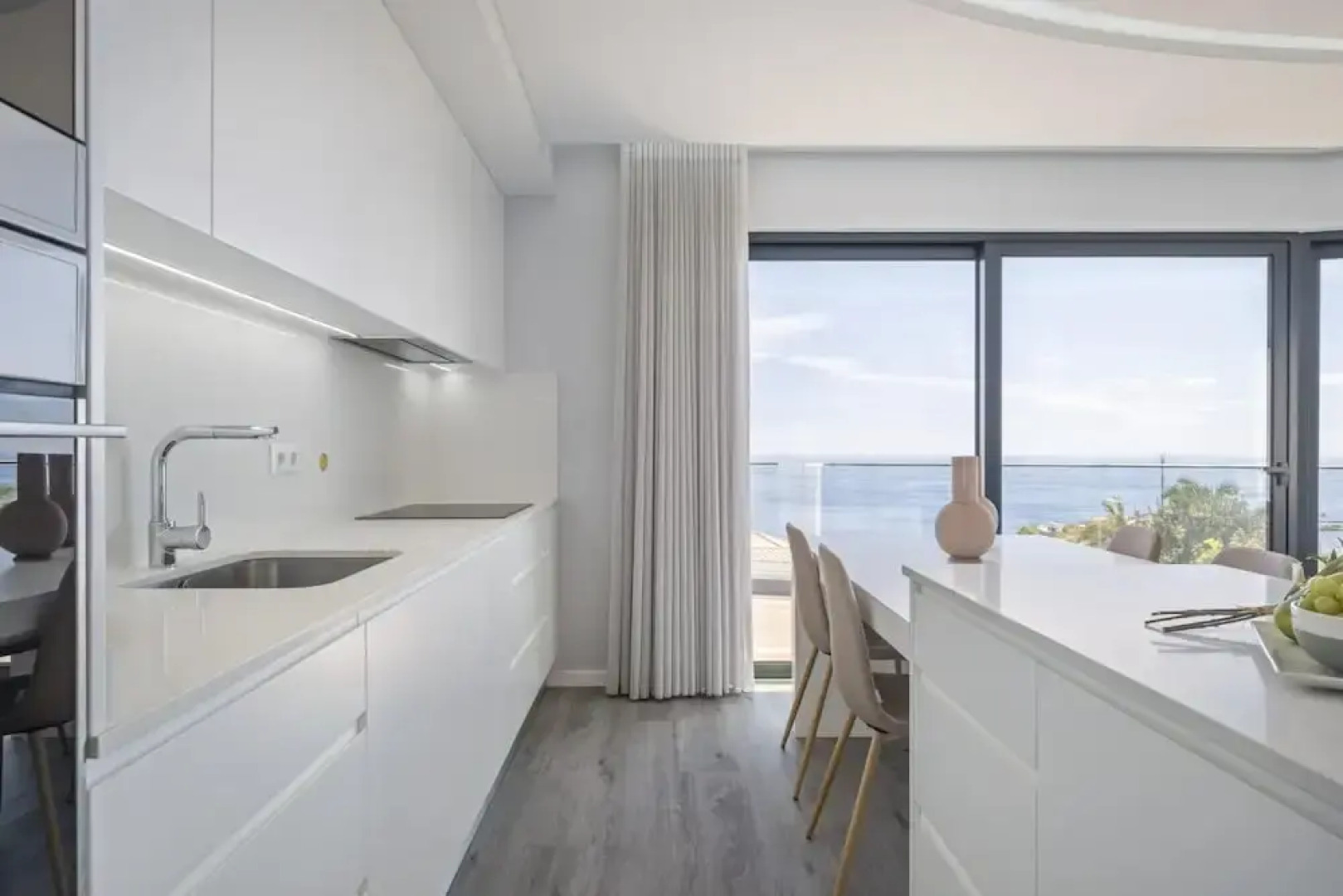 Sunshine Deluxe B by Madeira Sun Travel