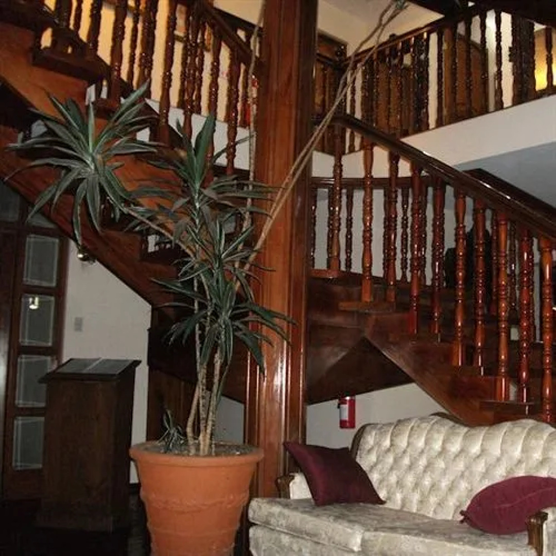 La Catalina Hotel and Suites