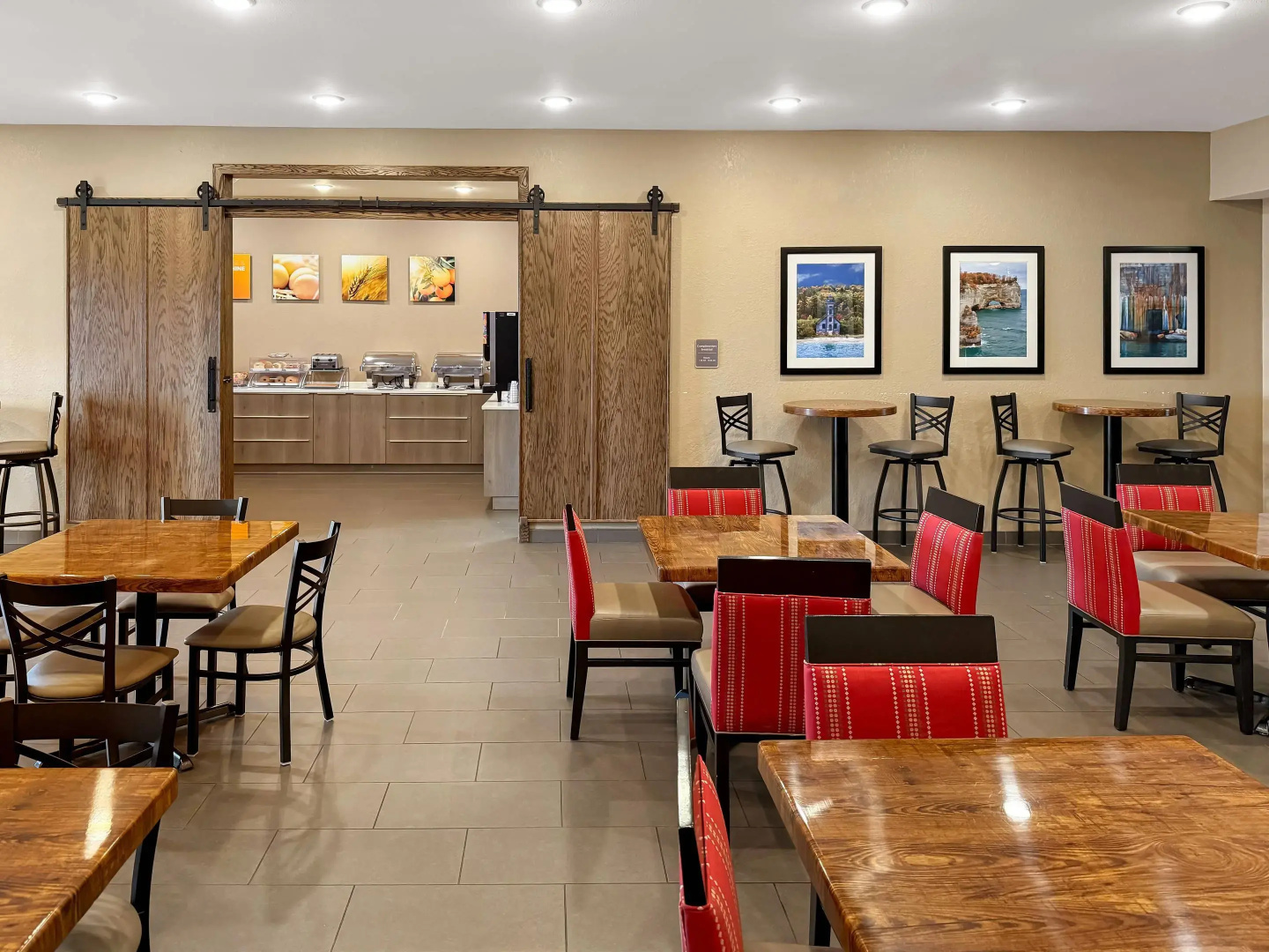 Comfort Inn & Suites Munising-Lakefront