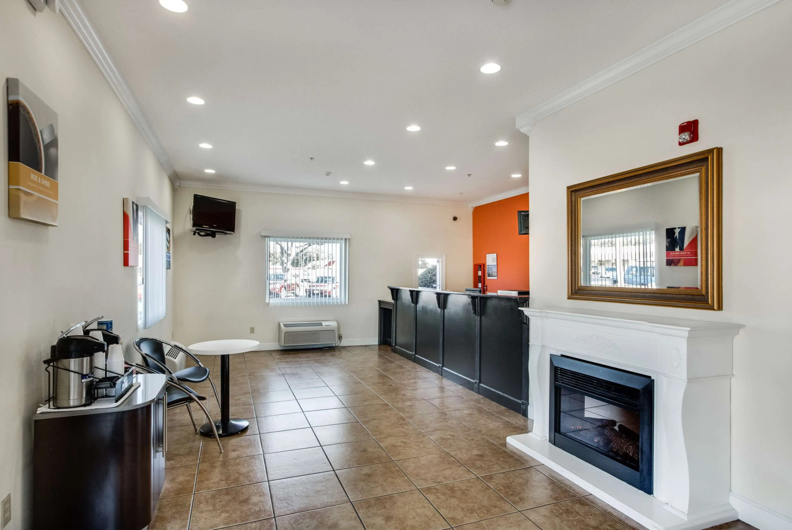 Motel 6 Hinesville, GA