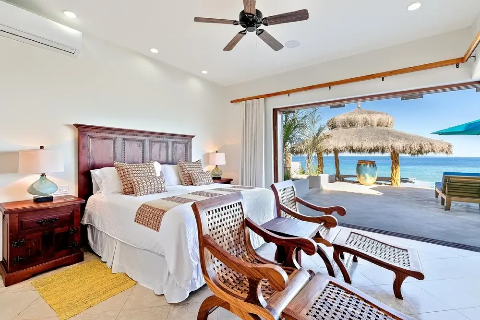 Oceanfront Getaway Near Cabo Pulmo: Villa Bahia de los Frailes
