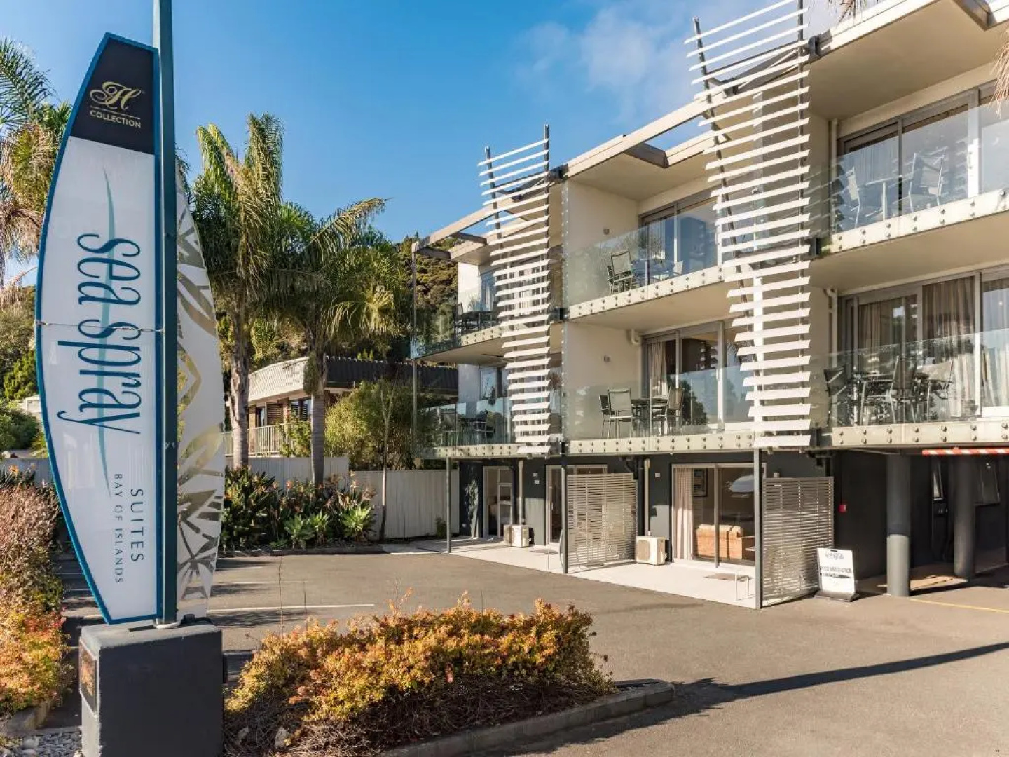 Sea Spray Suites