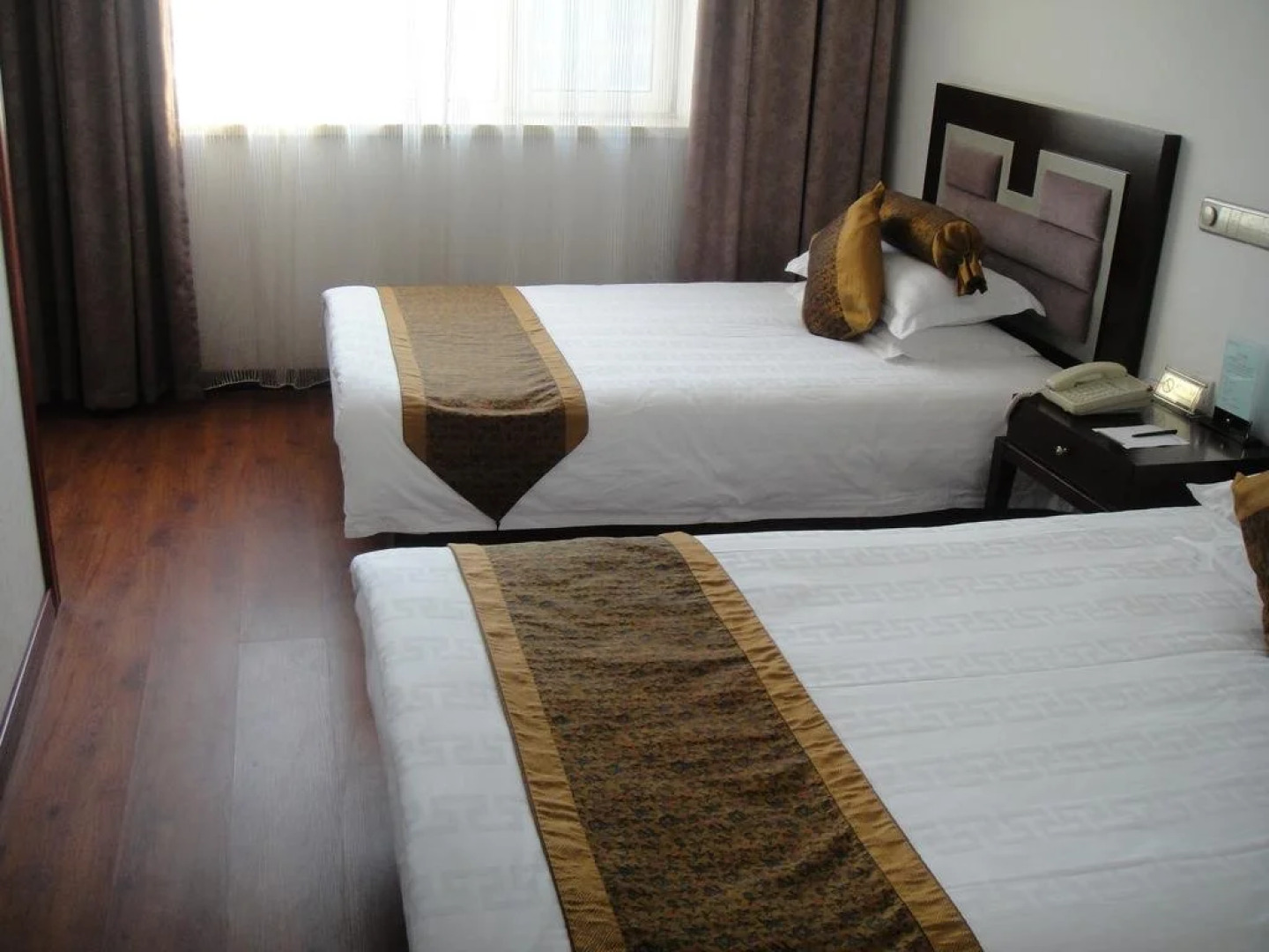 King Eastern Jingyang Hotel