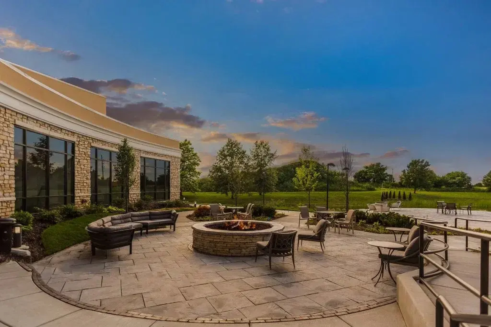 Holiday Inn & Suites - Joliet Southwest by IHG