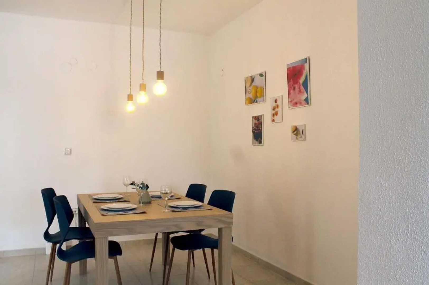 4 bedroom villa with pool and garden