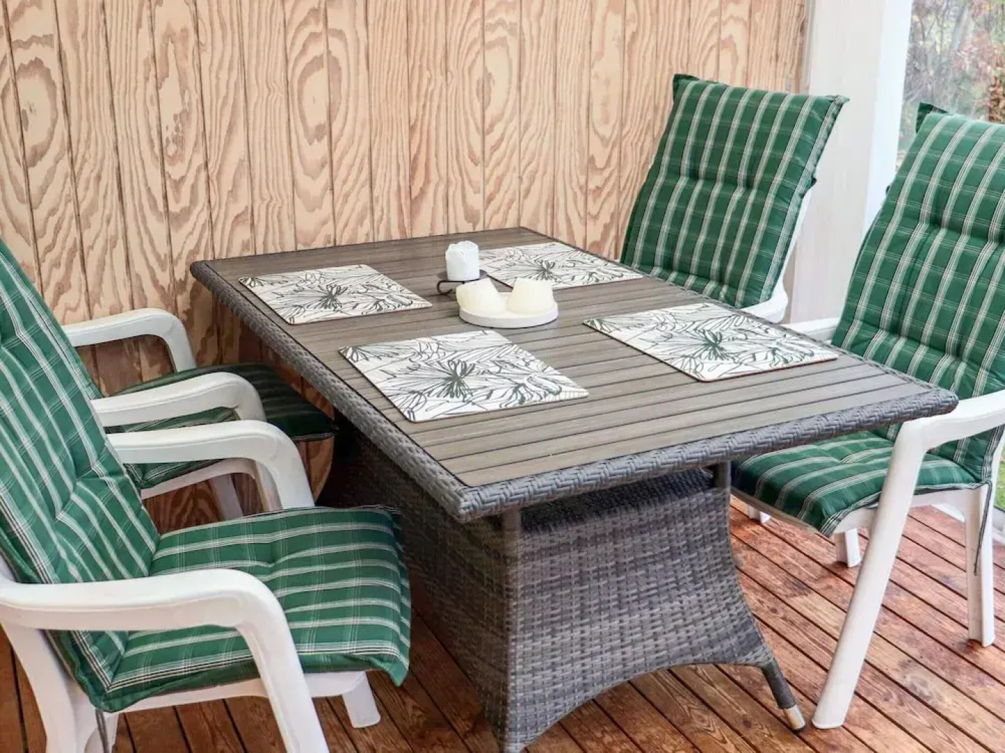 Summer Cottage Near the Beach