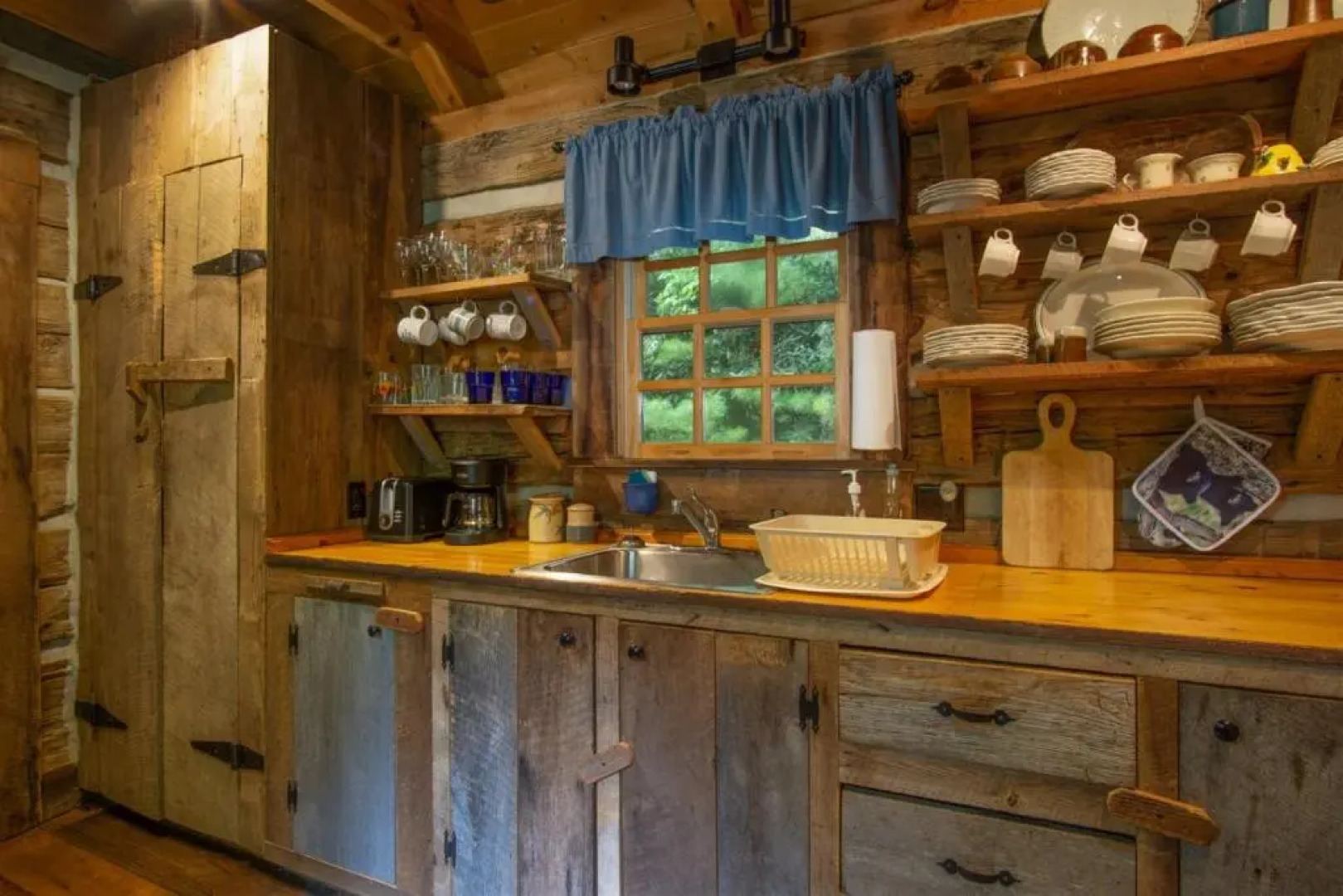 Aunt Babbie s Cabin in Pisgah Forest