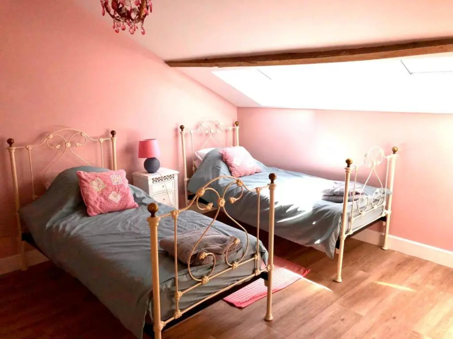 5 bedroom house with private pool, S Dordogne