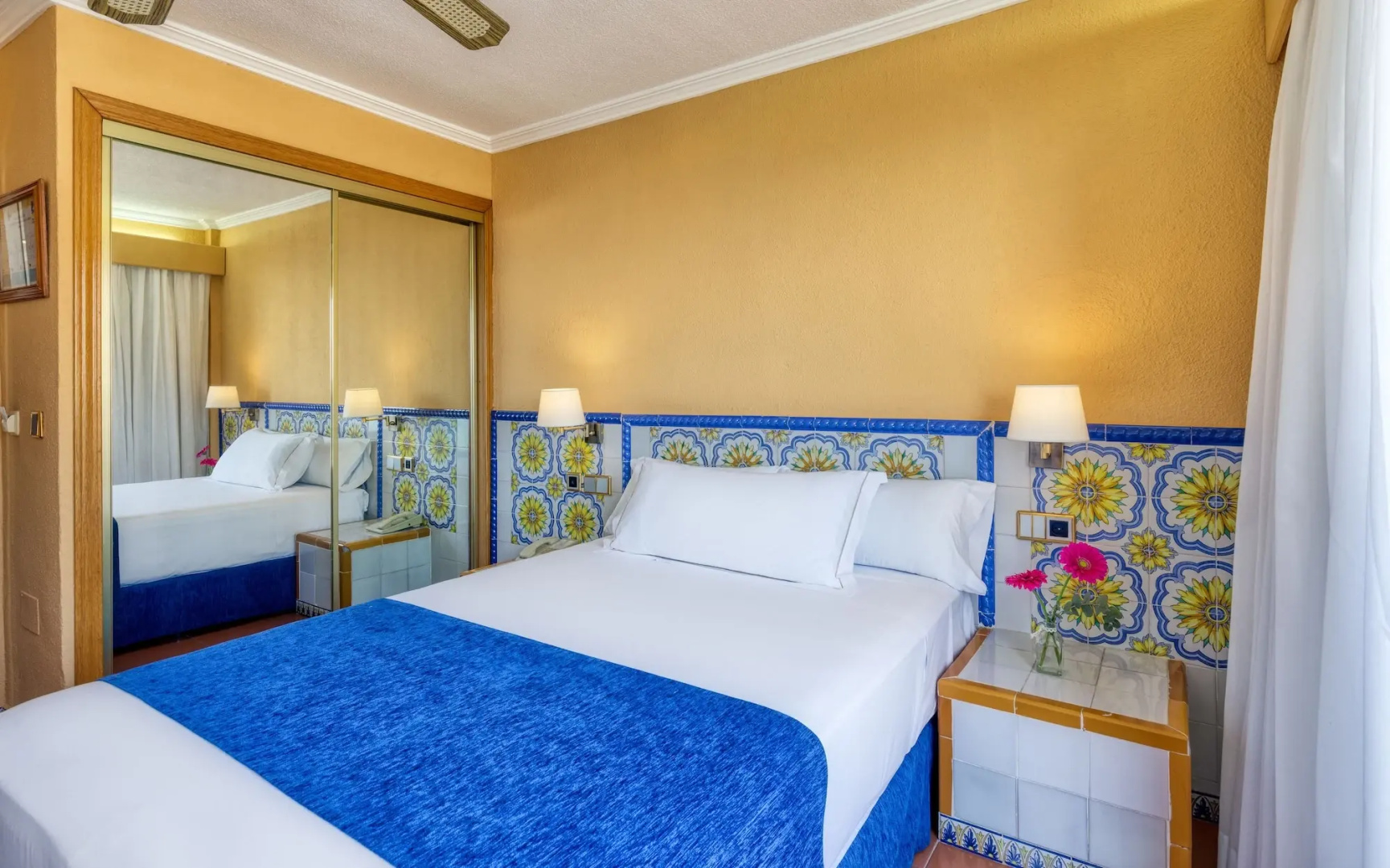 Playadulce Hotel