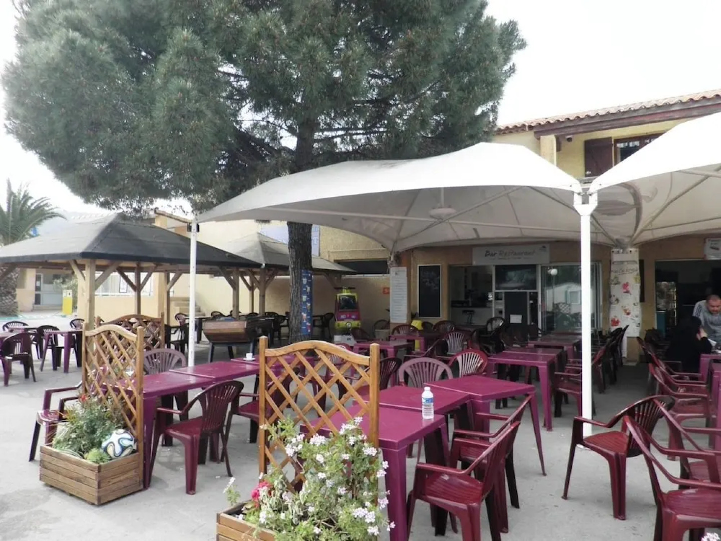 Mobile Home 3 chambre clim TV camping 4