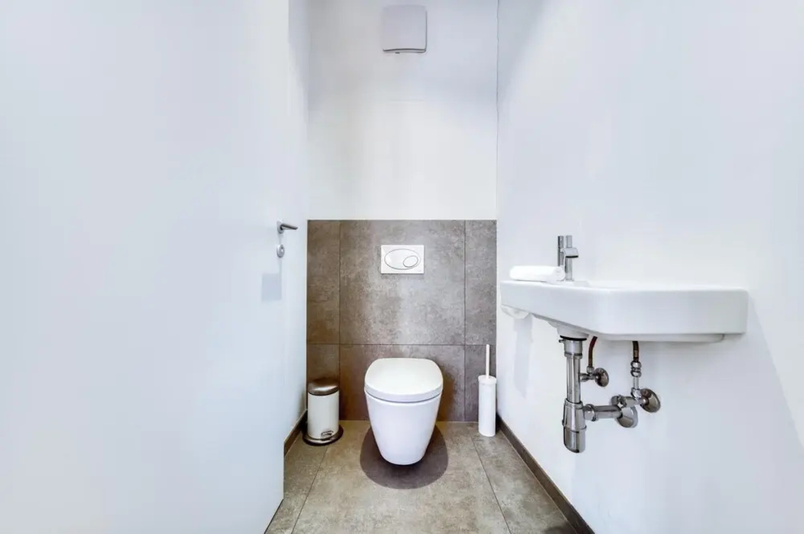 Deluxe Apartment With Parking in the Historic City Centre of Krems