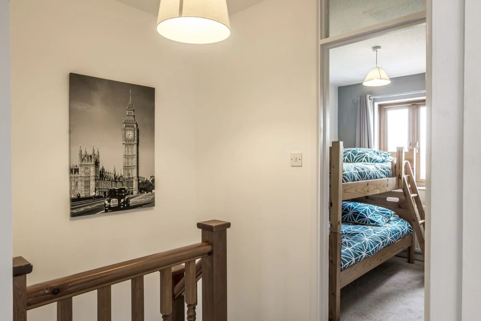 Field View - 3 Bedroom Holiday Home