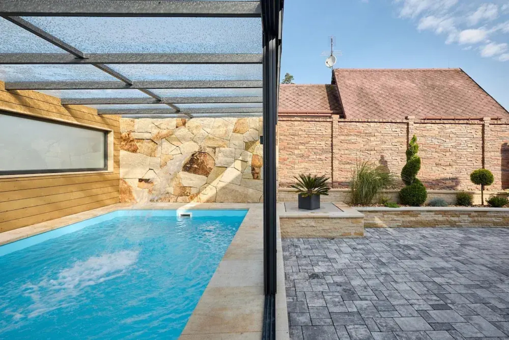 Villa in Radvanice With hot tub