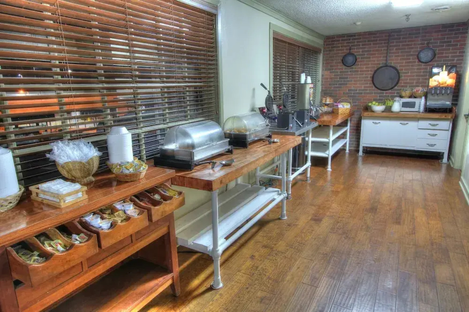 The Historic Gatlinburg Inn