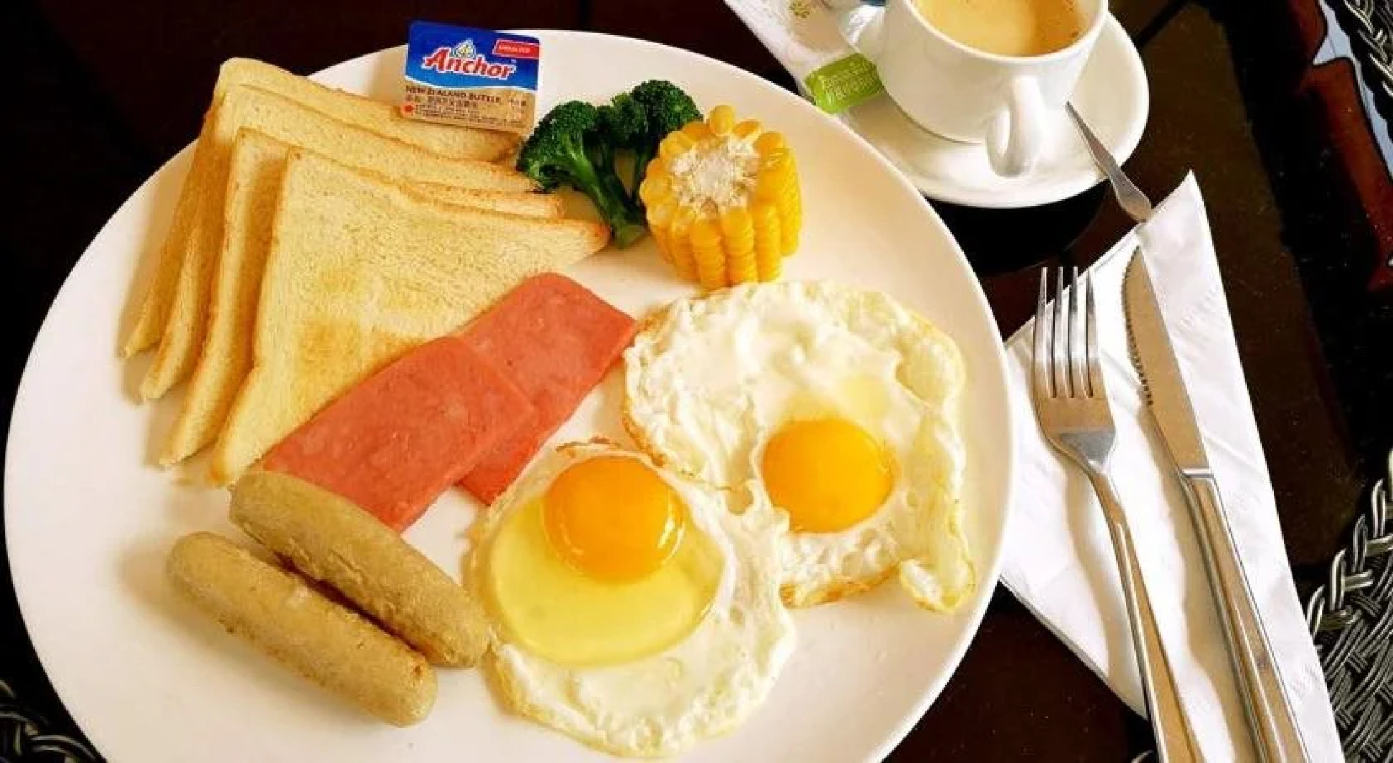 Guilin Crystal Crescent Moon Hotel