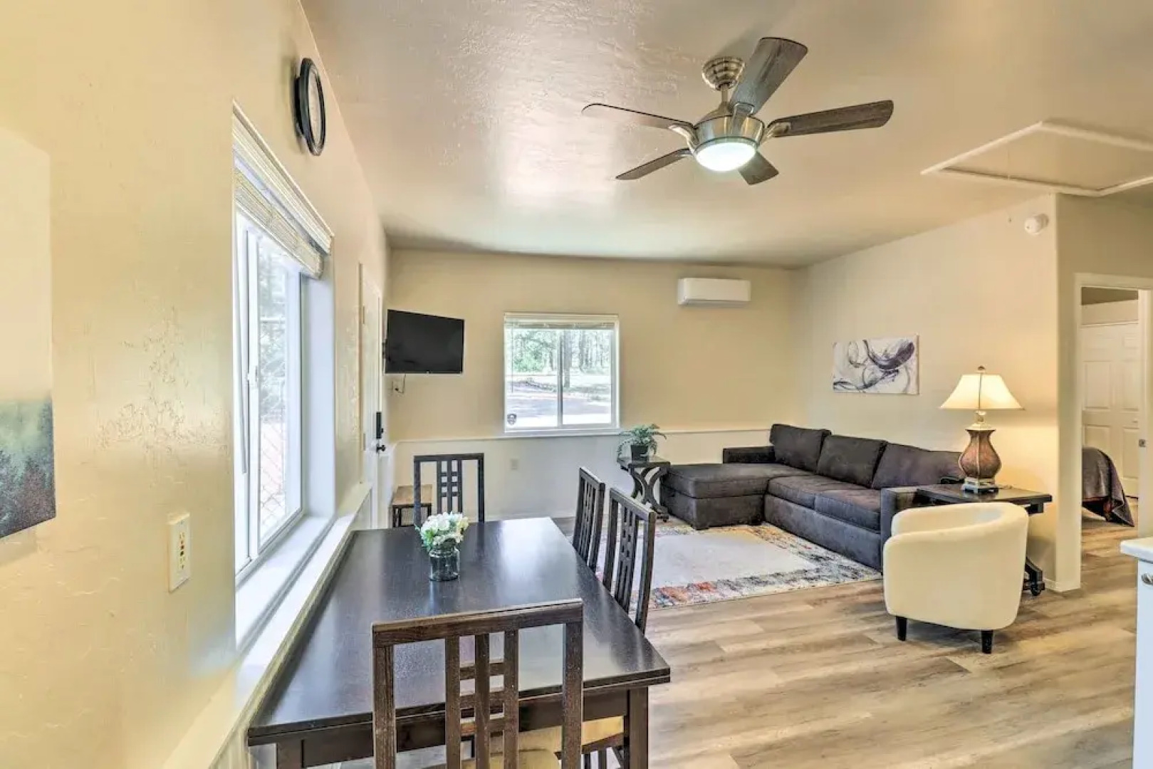 Pet-friendly Heber Escape in the Pines w/ Views!