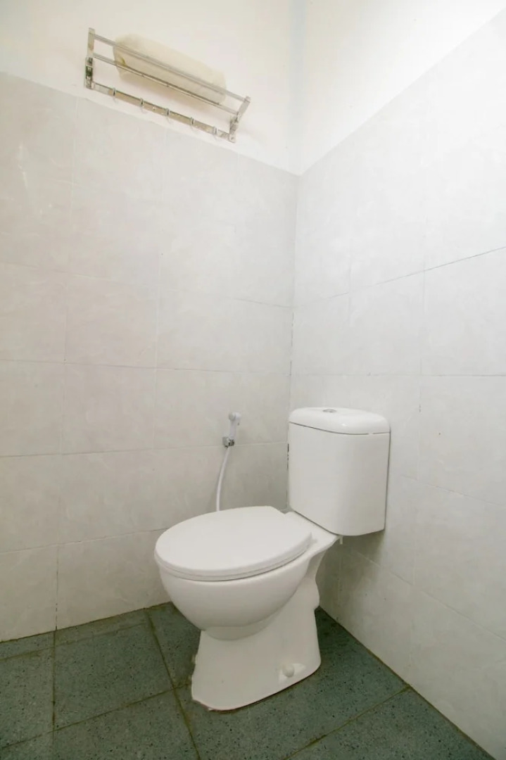 Hotel Ratu Pantai by OYO Rooms