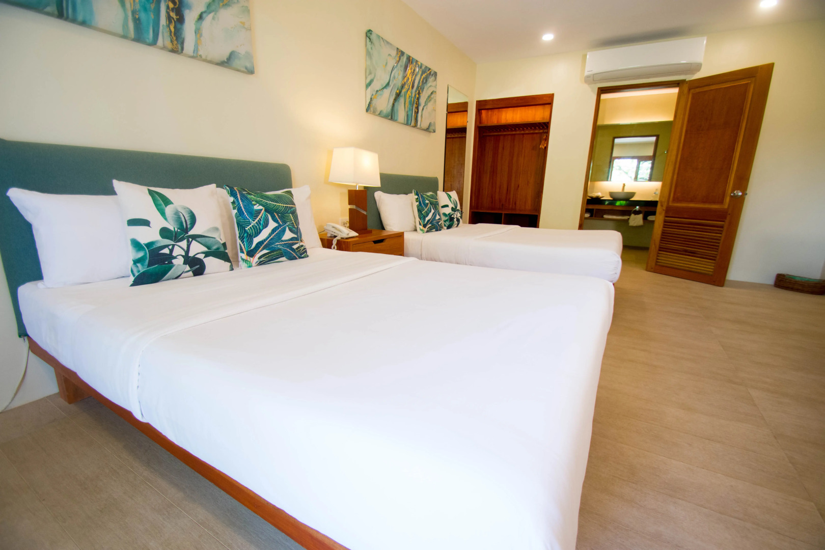 Almont Inland Resort