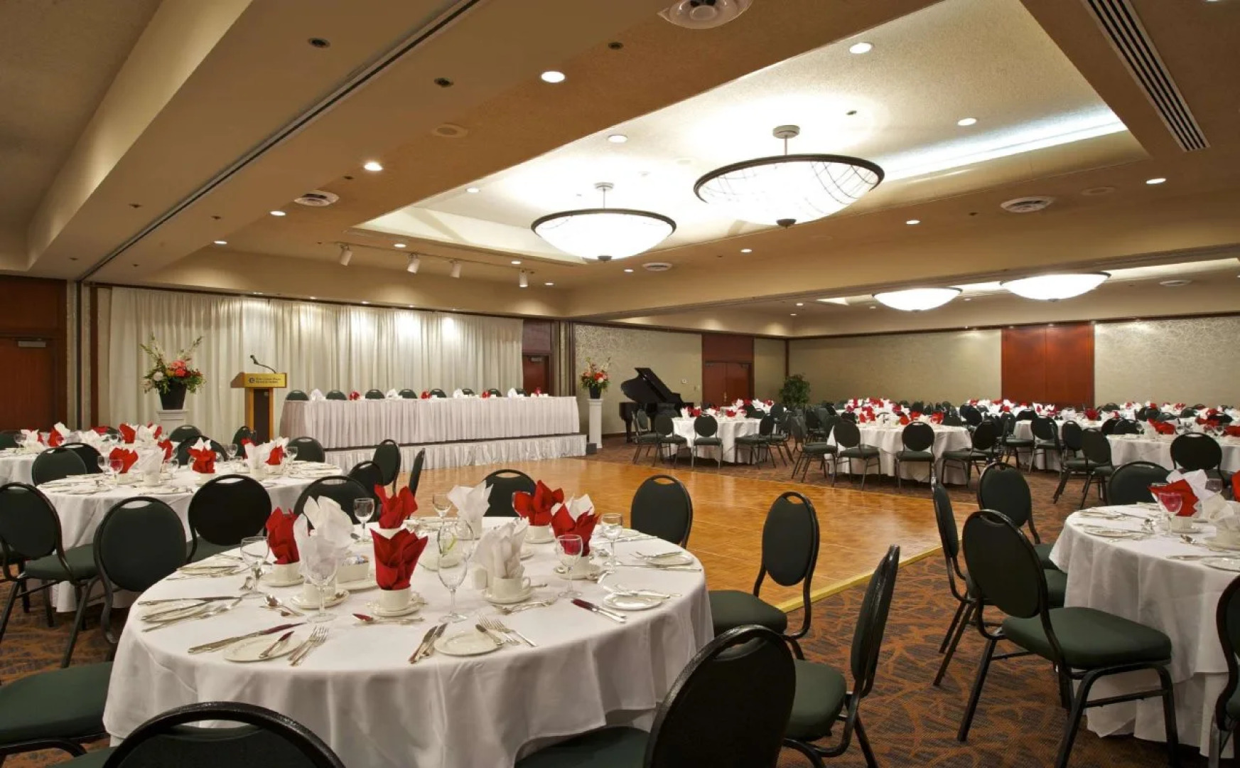 Coast Plaza Hotel and Suites