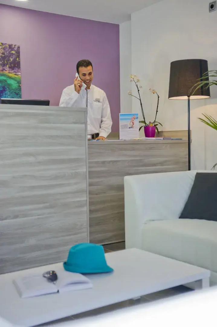 Apartamentos Estartit Costa