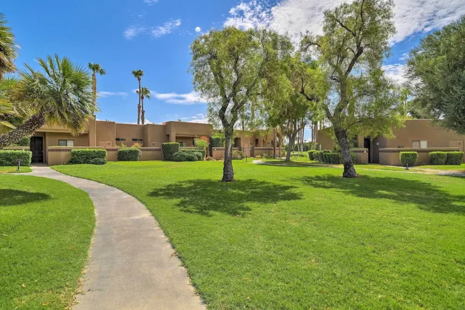 Cathedral City Condo w/ Pool & Golf Access!