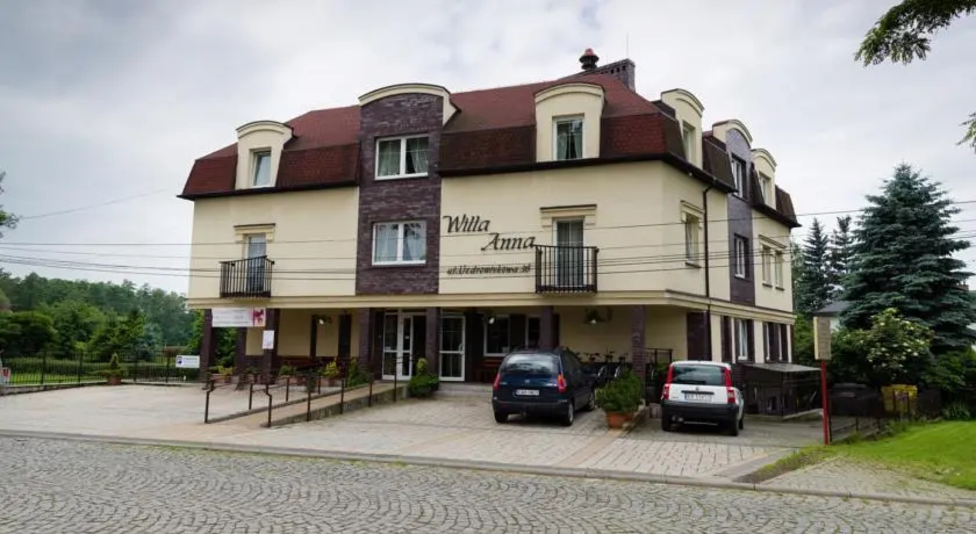 Willa Anna - Pokoje Gościnne