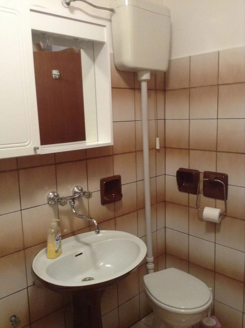 Apartment Bila - 15m from the sea: A1 Tisno, Island Murter