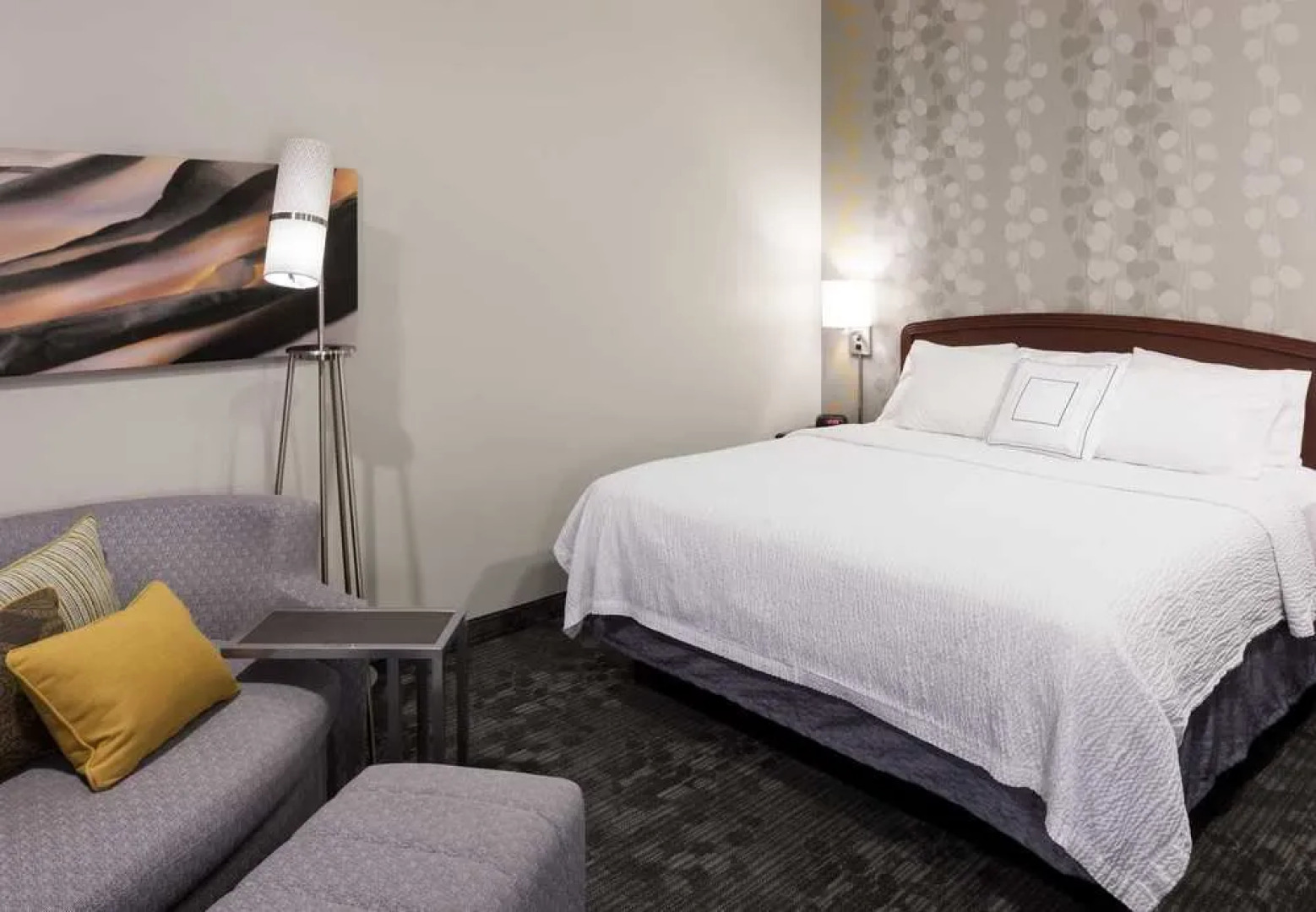 Courtyard Wichita East