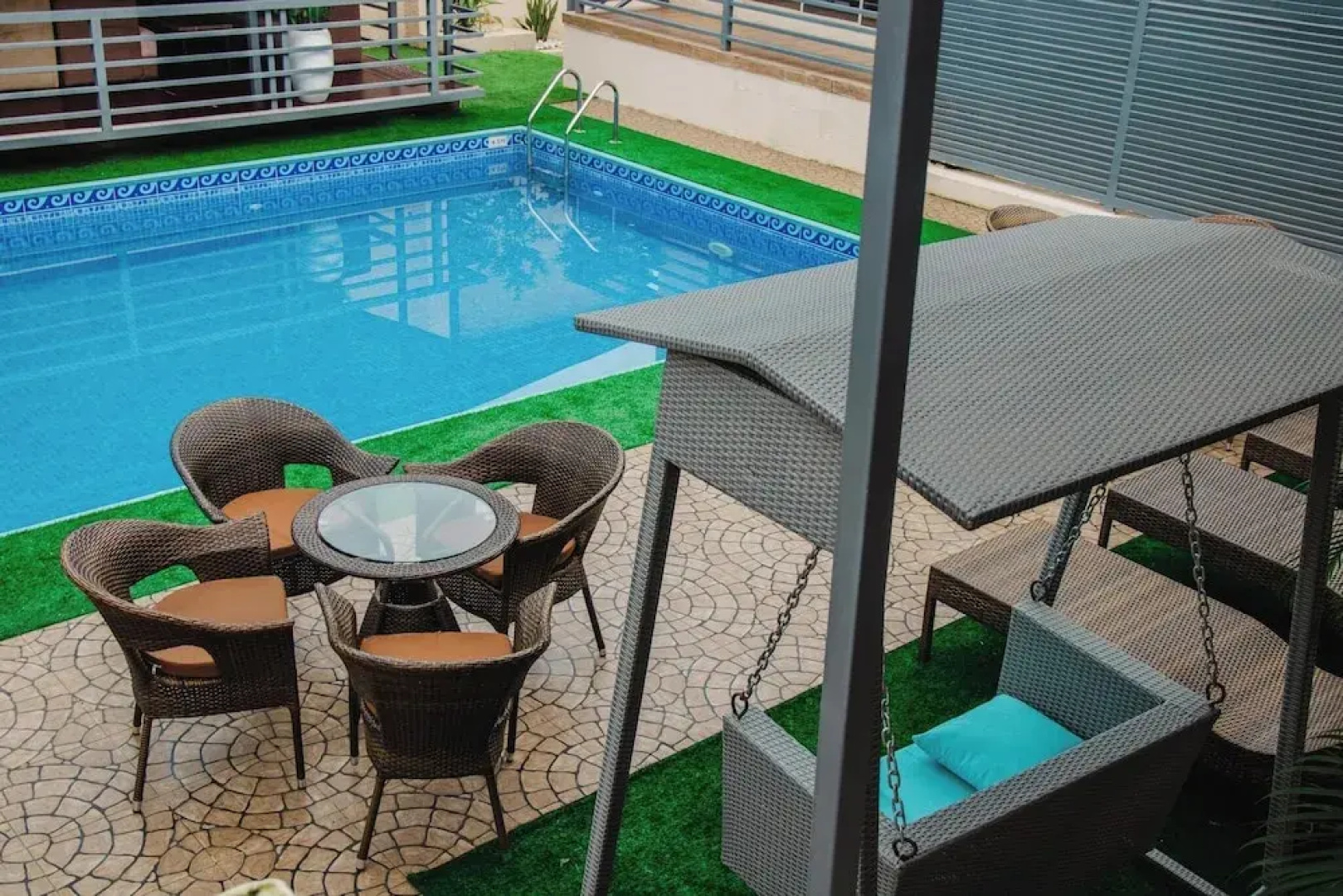 Bon Hotel Royal Parklane