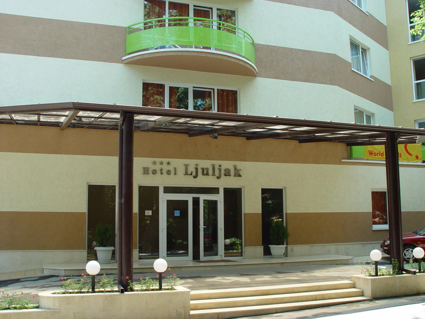 Ljuljak Hotel