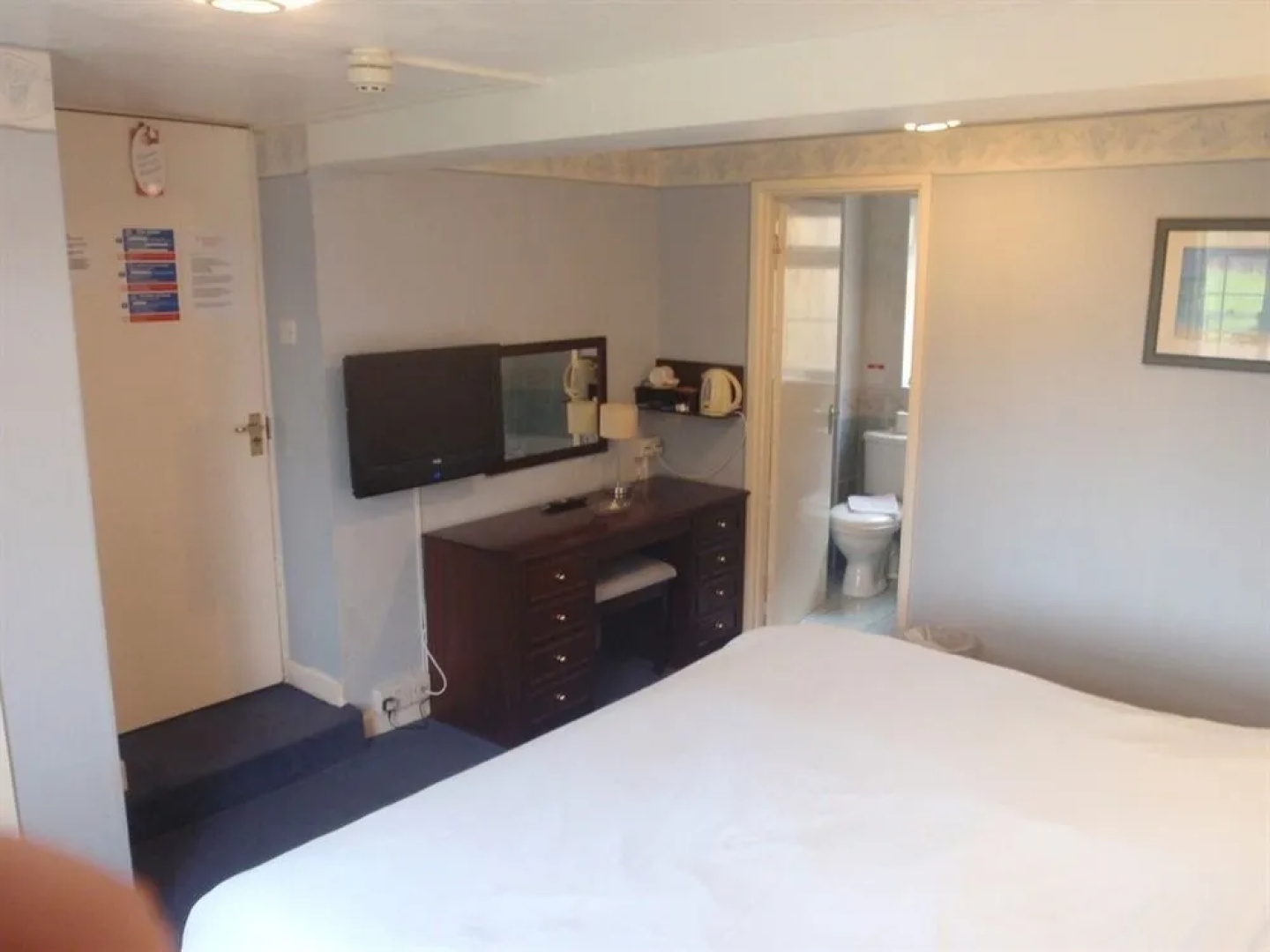 The Shaw Country Hotel
