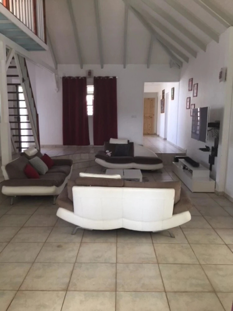 Villa With 4 Bedrooms in Baie Mahault, With Wonderful Mountain View, P