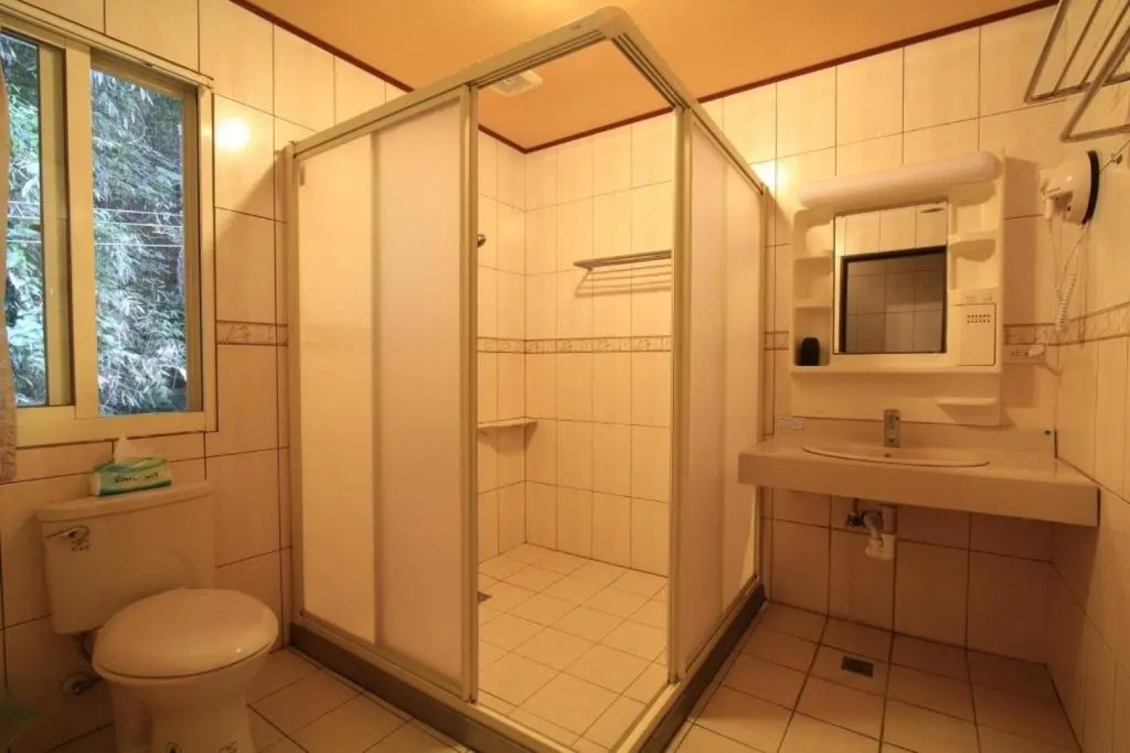 Rong Yuan Gu Homestay