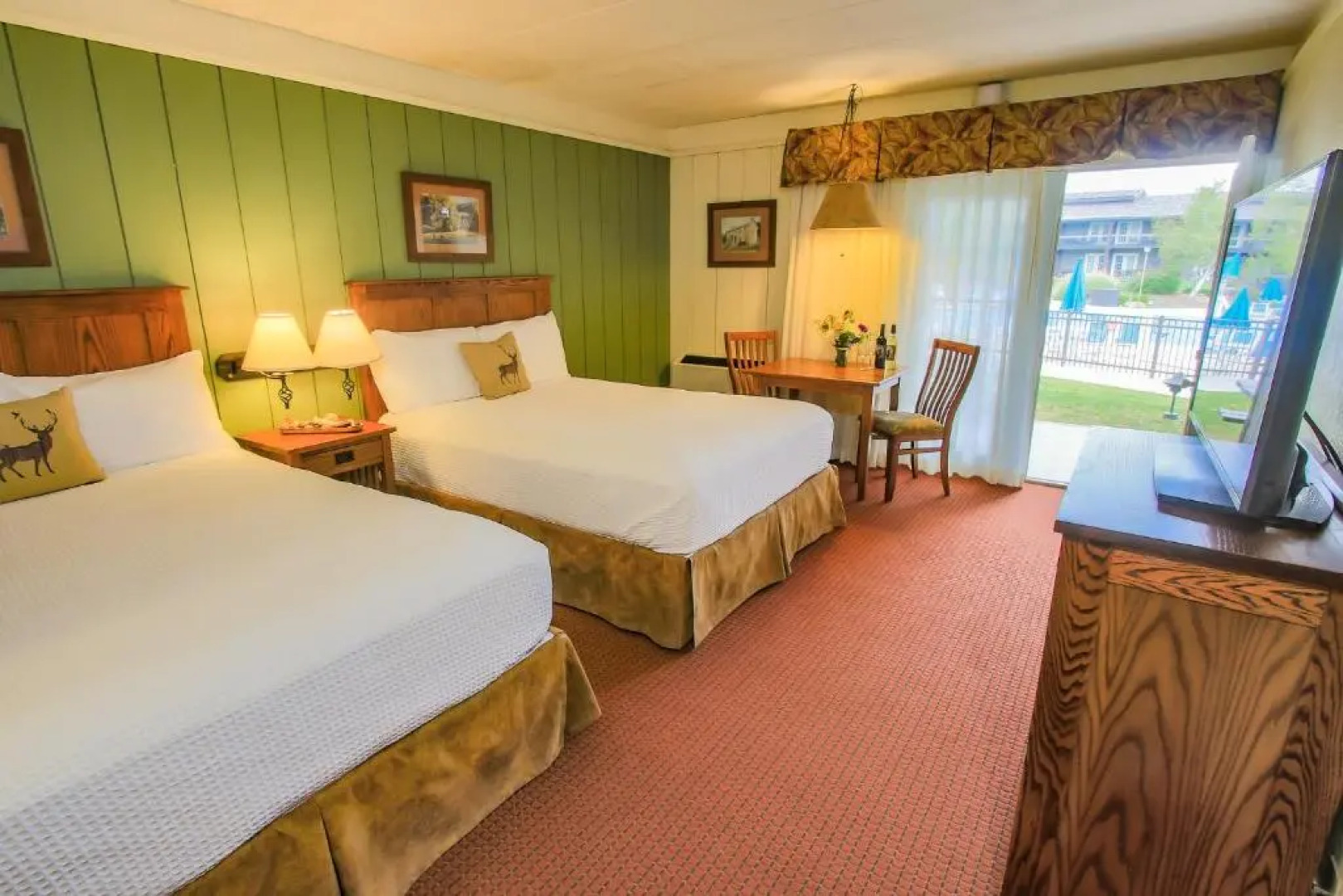 Salt Fork State Park Lodge and Conference Center