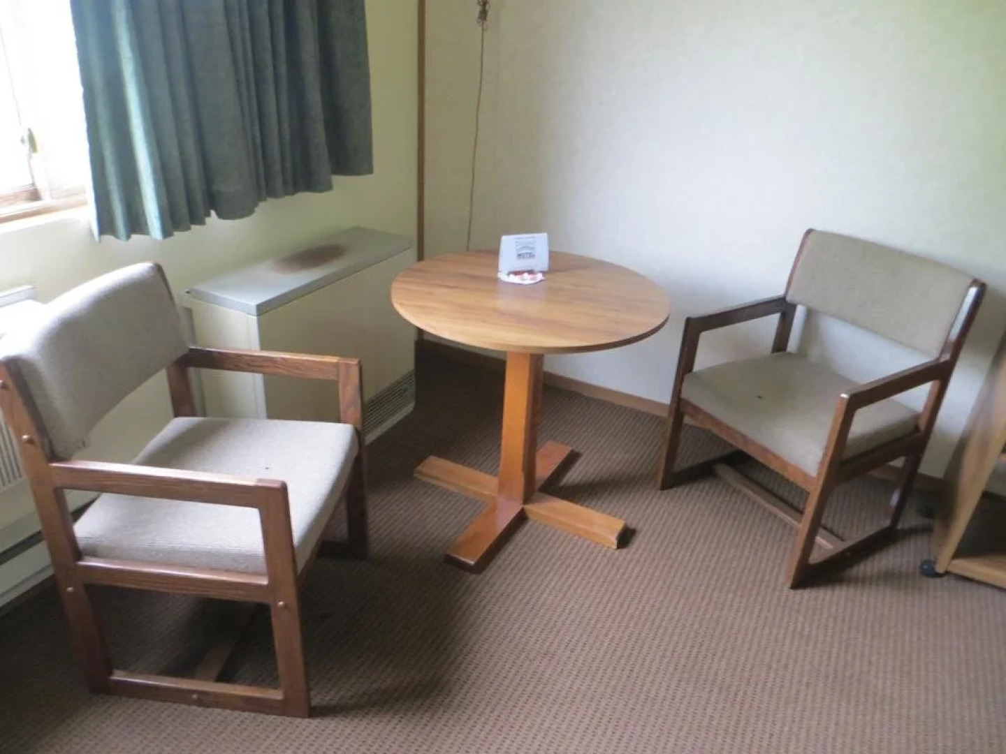 AmeriVu Inn and Suites