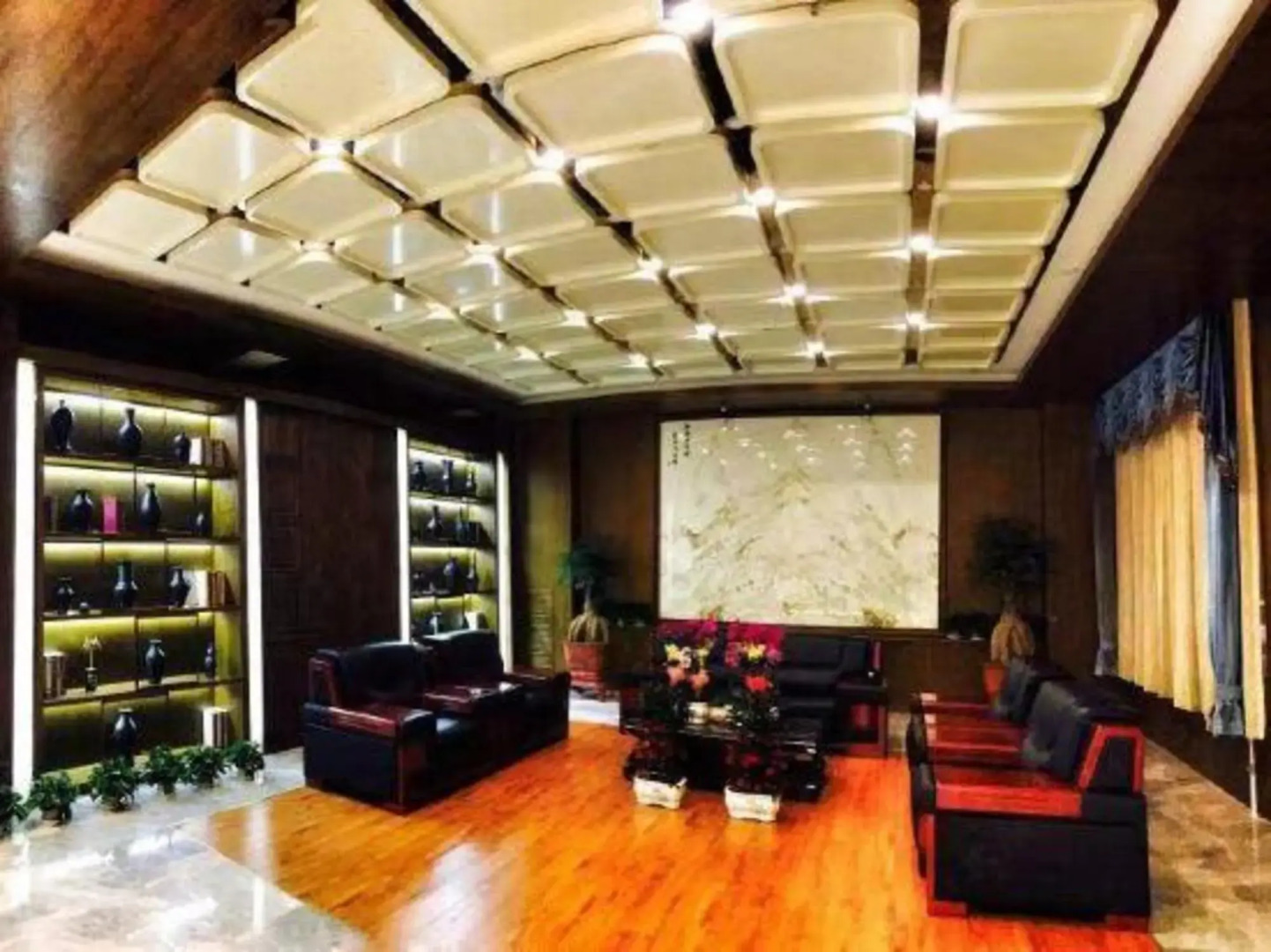 Suihua Lanshan Business Hotel