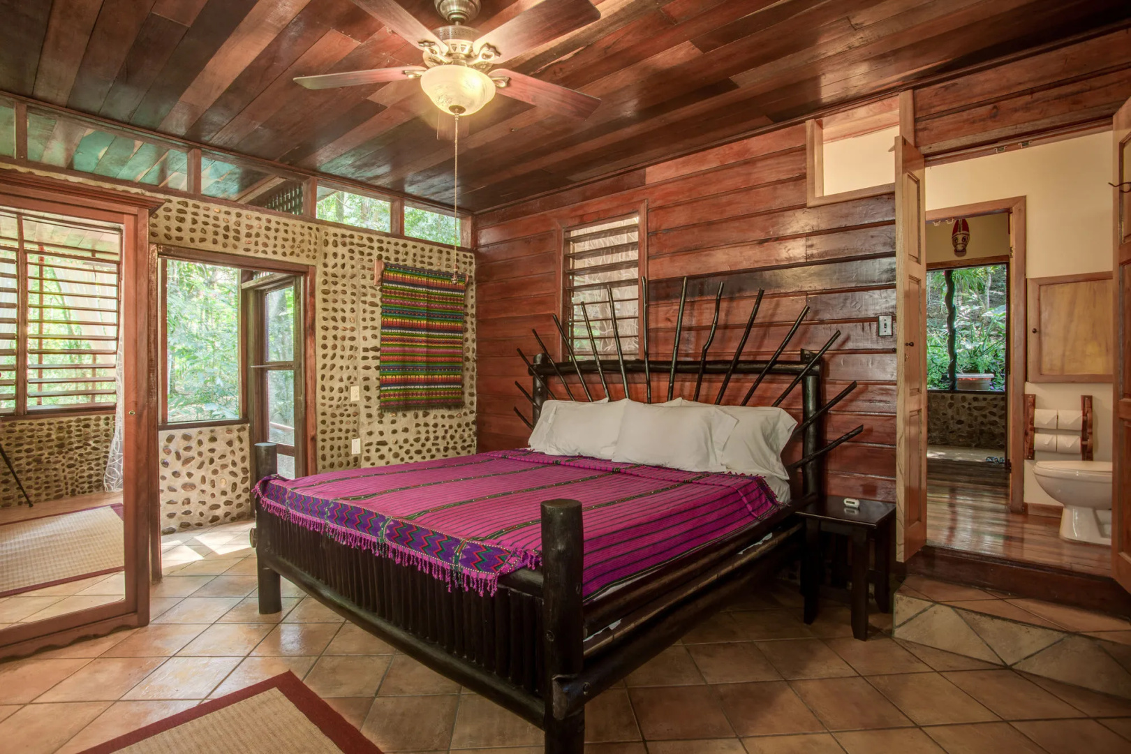Table Rock Jungle Lodge