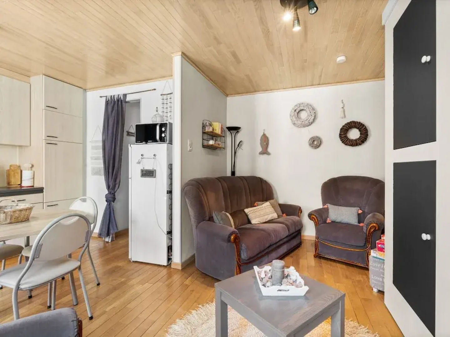 Attractive Apartment Near the Center