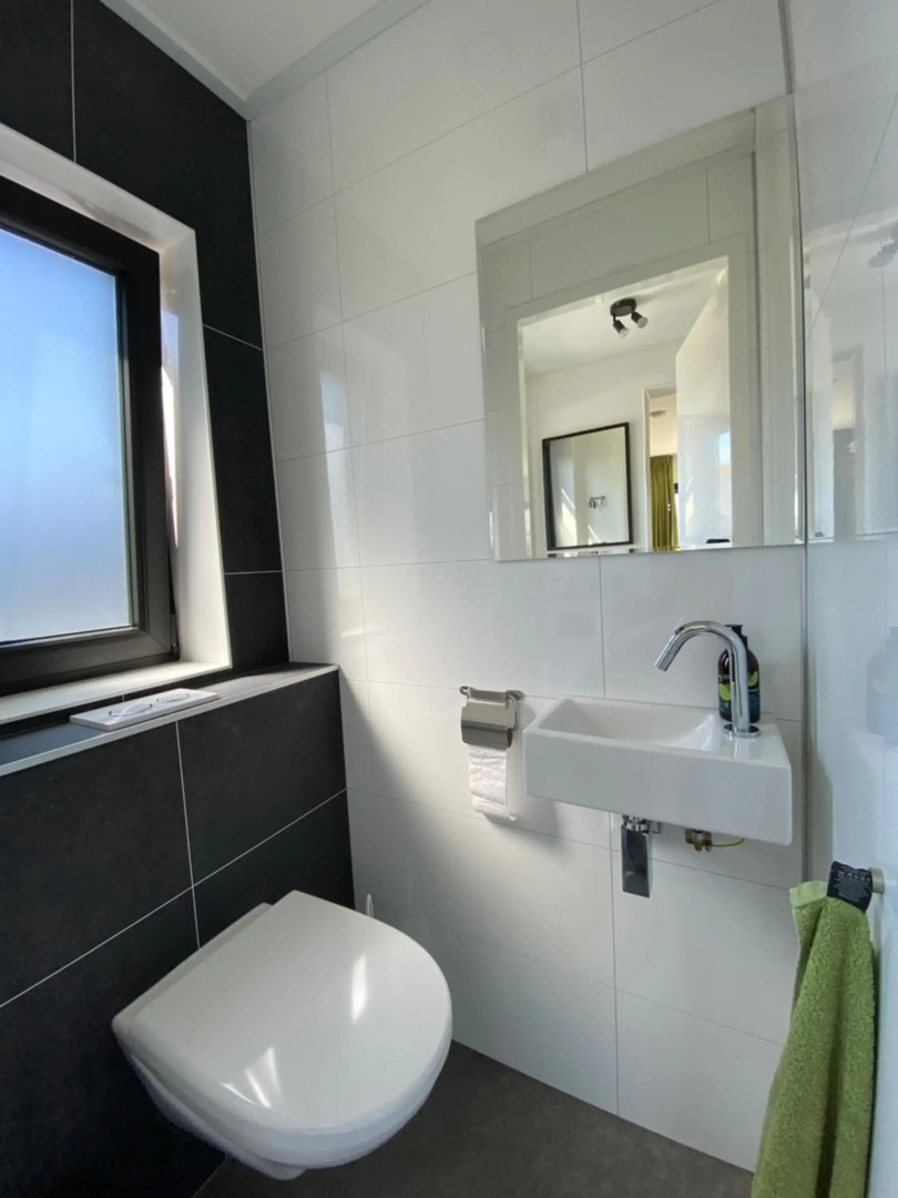 GREEN VILLA - Nachhaltiger Urlaub am Veluwemeer - großer Garten - Dachterrasse mit Meerblick - bis 2 Hunde inklusive