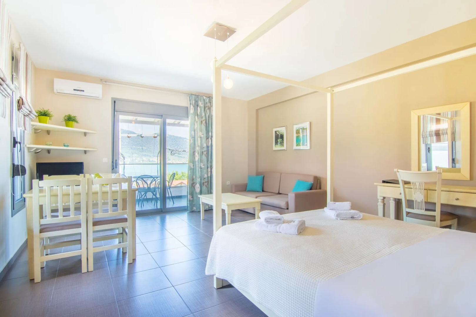 Ntinas Filoxenia Hotel & Spa