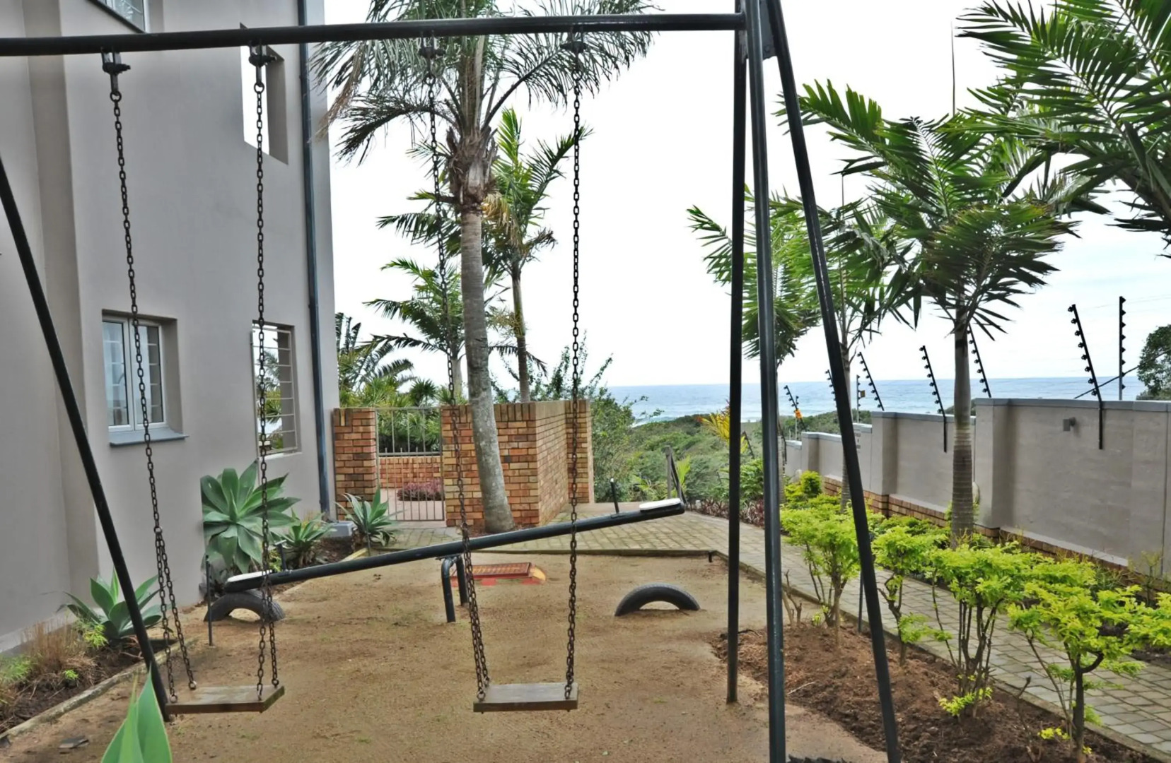 Sunrise Beach Resort