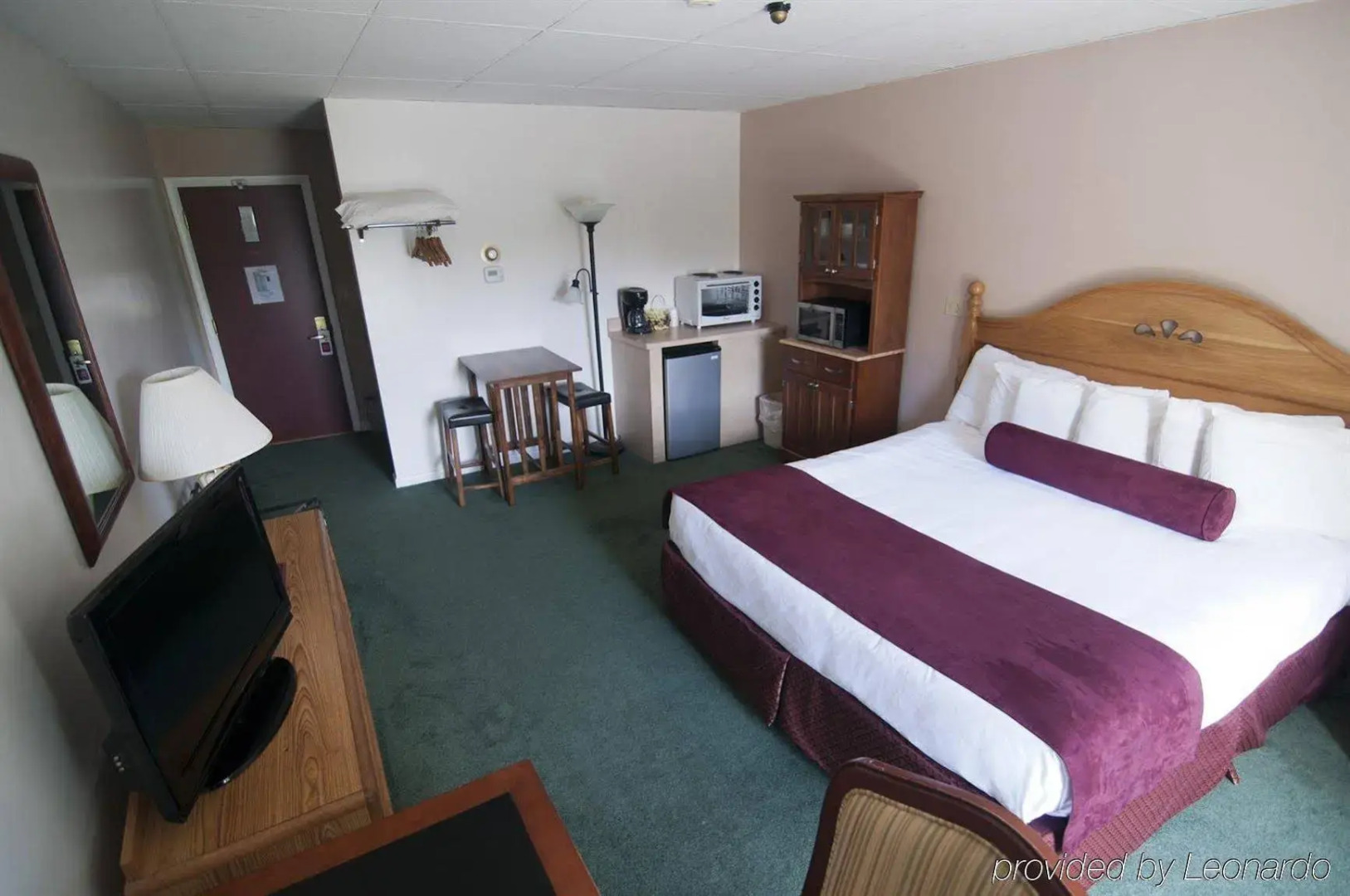 University Inn Academic Suites